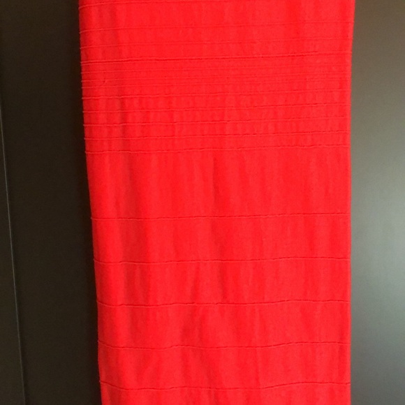 ♥️💋 NWT! Red Hot Bodycon Bebe Dress. Sizzle in this stunner! Size M/L - Picture 8 of 12